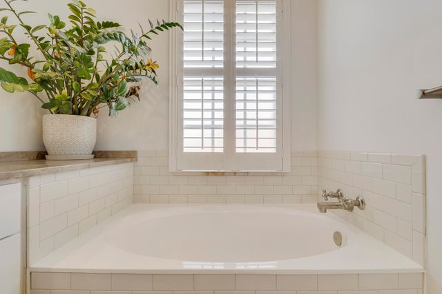 136 Newcastle Drive, Jupiter, FL 33458