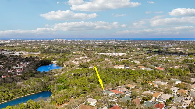 136 Newcastle Drive, Jupiter, FL 33458