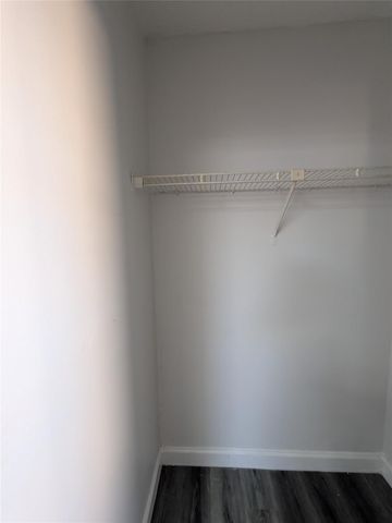 2456 NW 52nd Ave 2456, Fort Lauderdale, FL 33313