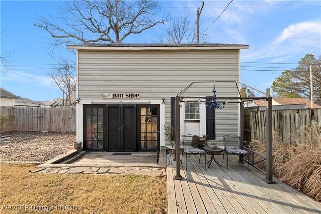 1112 S 21st Street, Fort Smith, AR 72901