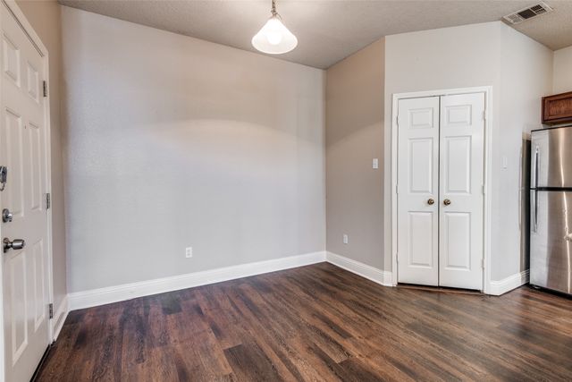 2416 Redfield Drive, Mesquite, TX 75181