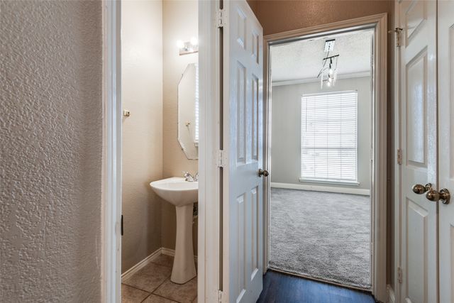 2416 Redfield Drive, Mesquite, TX 75181