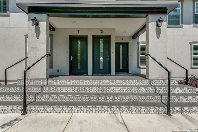 488 E Olmos Dr Apt 2, San Antonio, TX 78212