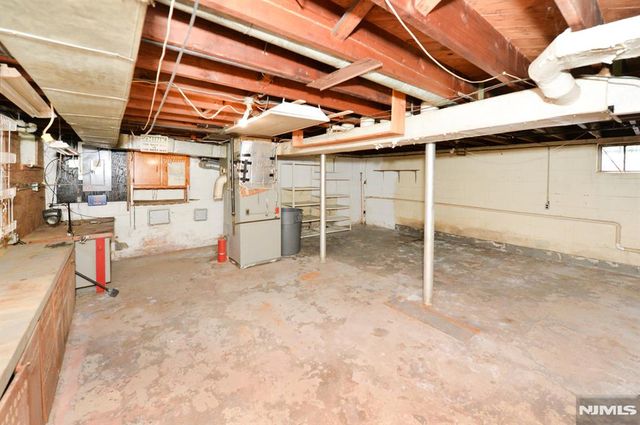 125 Eastview Avenue, Leonia, NJ 07605