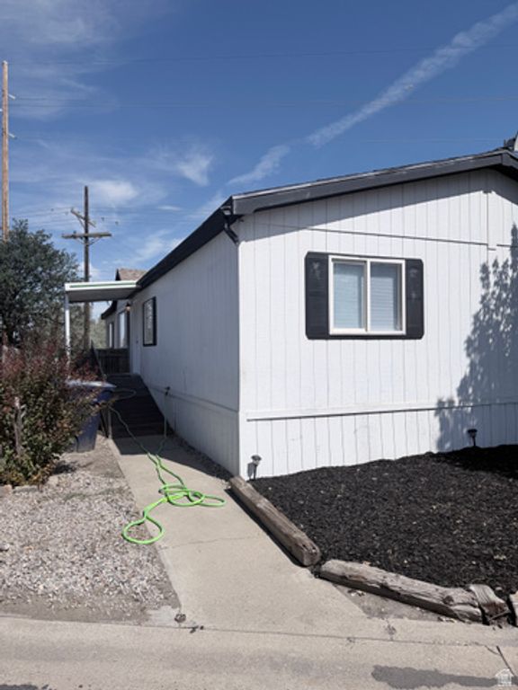 1232 W GOVERNORS WAY, Woods Cross, UT 84087 — exterior