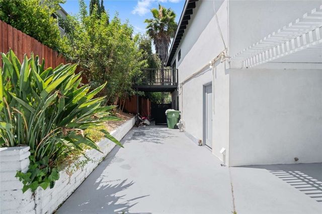 3448 Ardsley Place, Encino (los Angeles), CA 91436