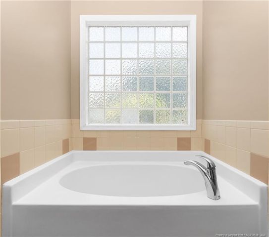 1320-112 Kershaw Loop, Fayetteville, NC 28314
