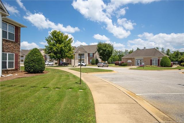 1320-112 Kershaw Loop, Fayetteville, NC 28314