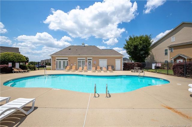 1320-112 Kershaw Loop, Fayetteville, NC 28314