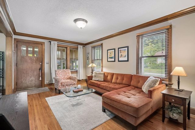 3501 35th Avenue S, Minneapolis, MN 55406