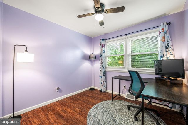 1 MAPLEWOOD CT, Douglassville, PA 19518