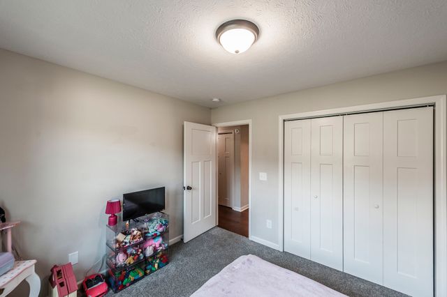 1028 Chris Dr, Portland, TN 37148
