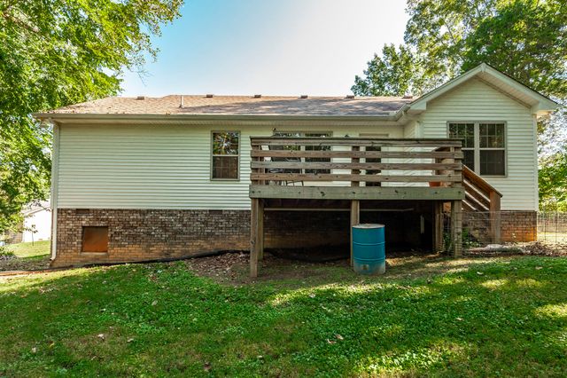 1028 Chris Dr, Portland, TN 37148