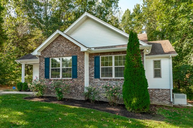 1028 Chris Dr, Portland, TN 37148