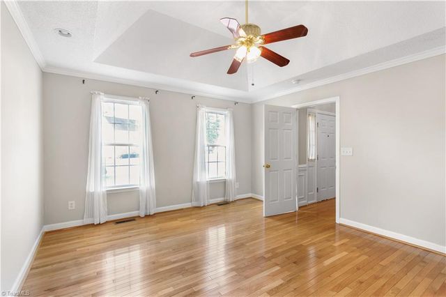 415 Torey Pines Court, Winston-salem, NC 27105