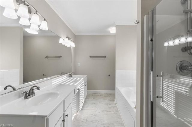 415 Torey Pines Court, Winston-salem, NC 27105