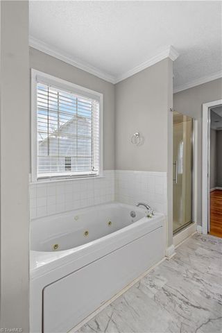 415 Torey Pines Court, Winston-salem, NC 27105