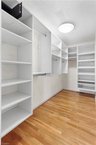 415 Torey Pines Court, Winston-salem, NC 27105