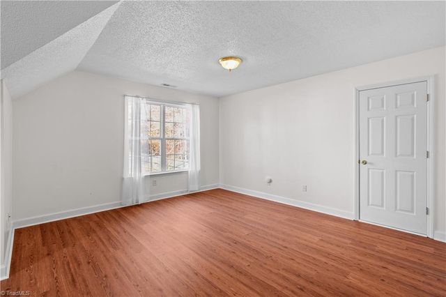 415 Torey Pines Court, Winston-salem, NC 27105