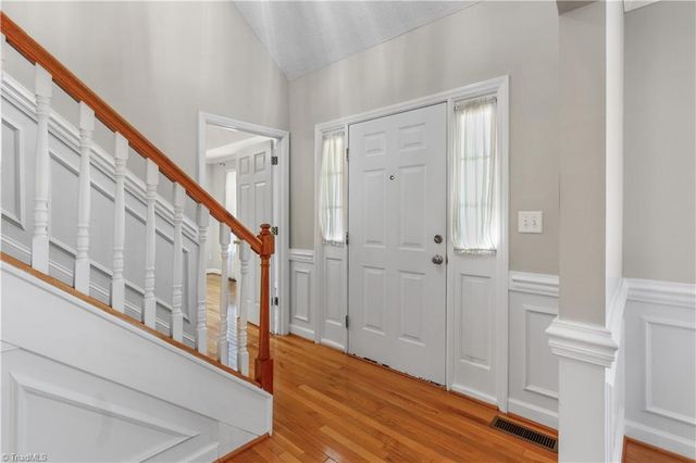 415 Torey Pines Court, Winston-salem, NC 27105