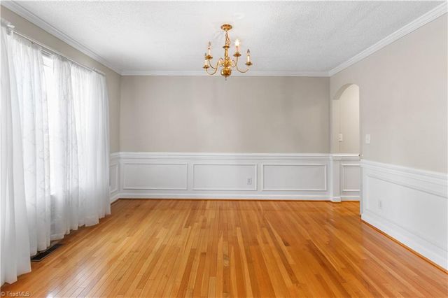 415 Torey Pines Court, Winston-salem, NC 27105