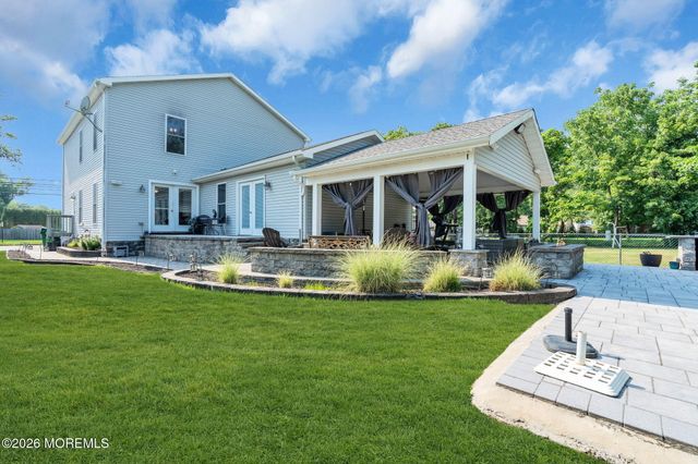 45 N Main Street, Farmingdale, NJ 07727