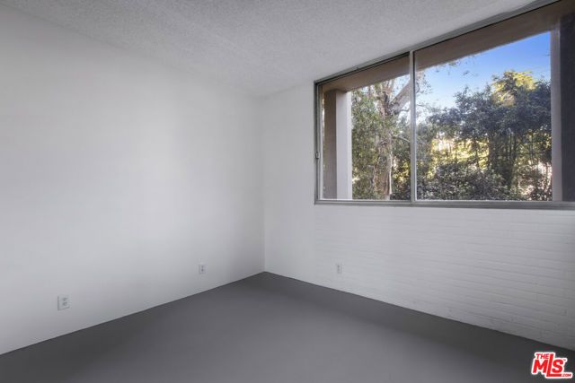4411 Los Feliz Boulevard 202, Los Angeles, CA 90027