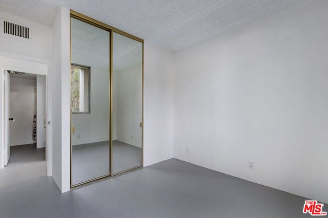 4411 Los Feliz Boulevard 202, Los Angeles, CA 90027