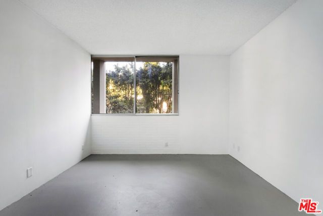 4411 Los Feliz Boulevard 202, Los Angeles, CA 90027