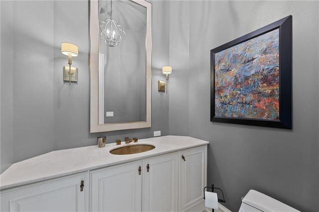 2705 W 112th Street, Leawood, KS 66211