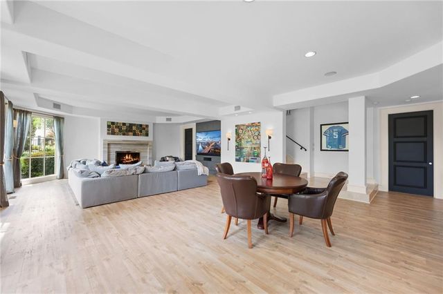 2705 W 112th Street, Leawood, KS 66211