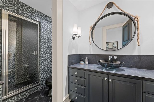 2705 W 112th Street, Leawood, KS 66211