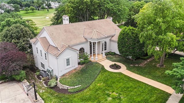 2705 W 112th Street, Leawood, KS 66211