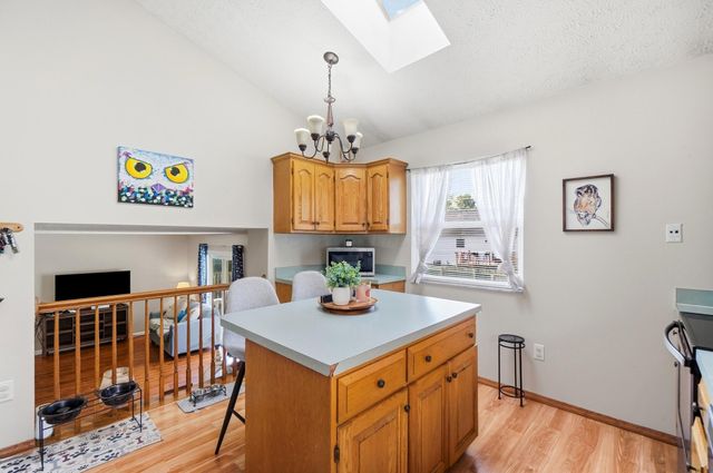 911 Robmeyer Drive, Columbus, OH 43207
