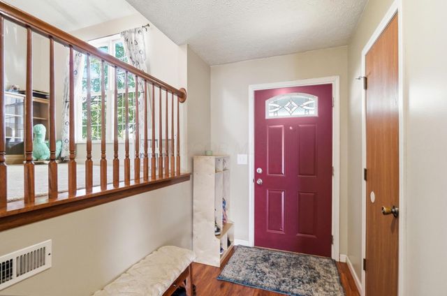 911 Robmeyer Drive, Columbus, OH 43207