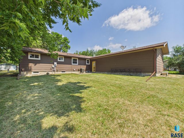 Forest St Street, Brookings, SD 57006