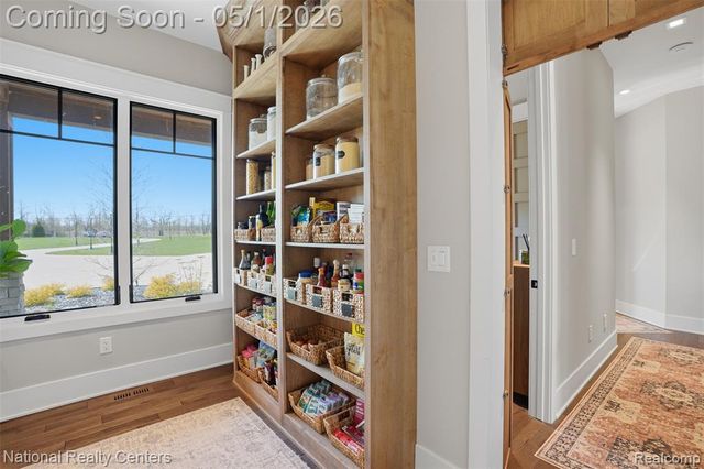 2947 7 Mile Road, South Lyon, MI 48178