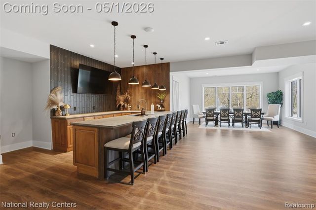2947 7 Mile Road, South Lyon, MI 48178