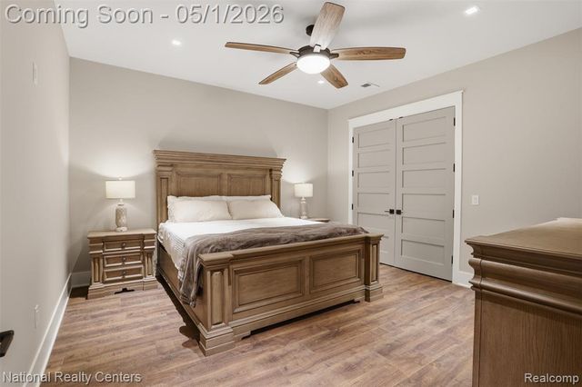 2947 7 Mile Road, South Lyon, MI 48178