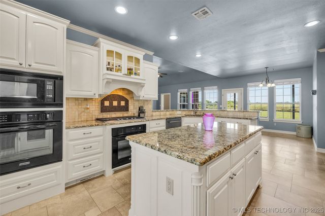 28703 N 3964 Road, Ochelata, OK 74051