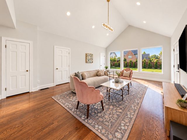 1486 Woodmont Blvd, Nashville, TN 37215