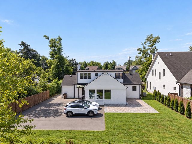 1486 Woodmont Blvd, Nashville, TN 37215