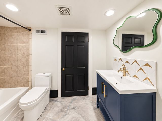 1486 Woodmont Blvd, Nashville, TN 37215