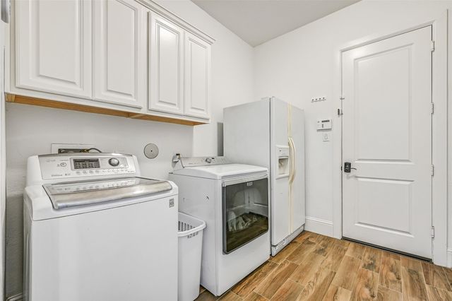 2424 Prairie Mist Lane, Friendswood, TX 77546