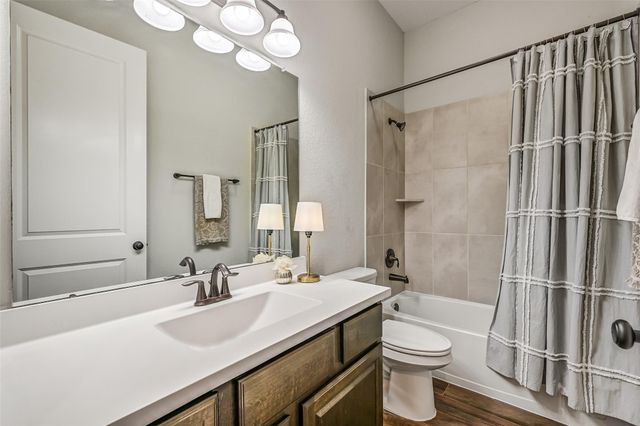 2424 Prairie Mist Lane, Friendswood, TX 77546