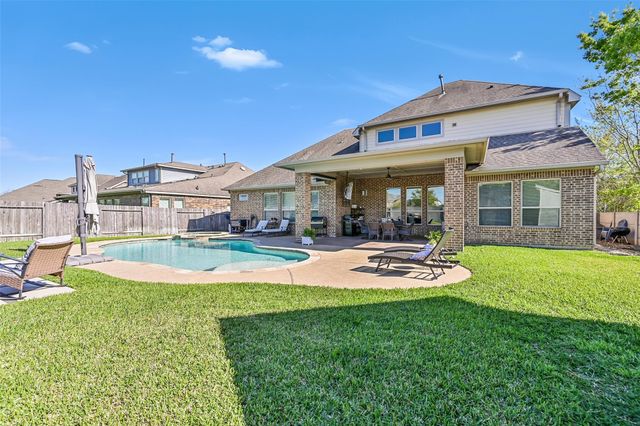 2424 Prairie Mist Lane, Friendswood, TX 77546