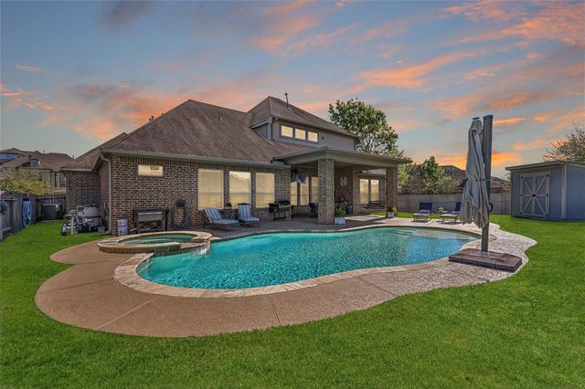 2424 Prairie Mist Lane, Friendswood, TX 77546