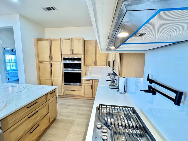 421 Cattle Barron Drive, Mclendon Chisholm, TX 75032