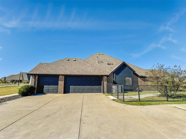 421 Cattle Barron Drive, Mclendon Chisholm, TX 75032