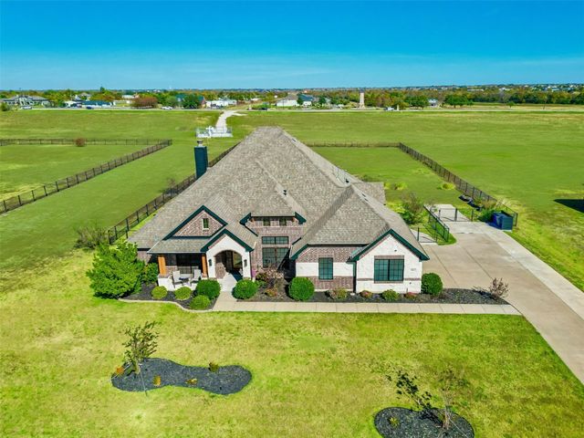 421 Cattle Barron Drive, Mclendon Chisholm, TX 75032